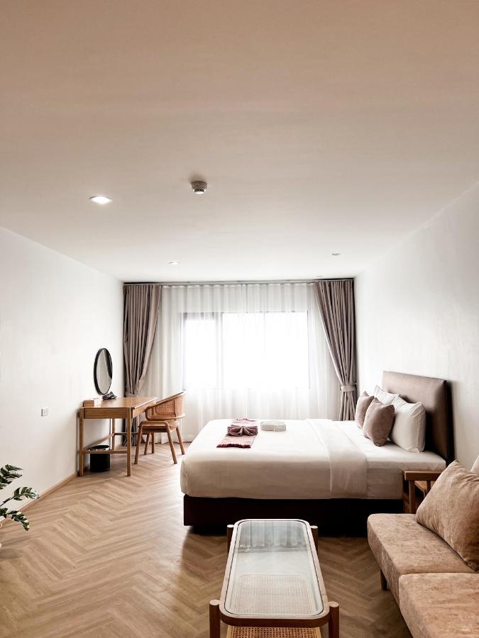 So Zen Hotel Silom Bangkok Exteriör bild