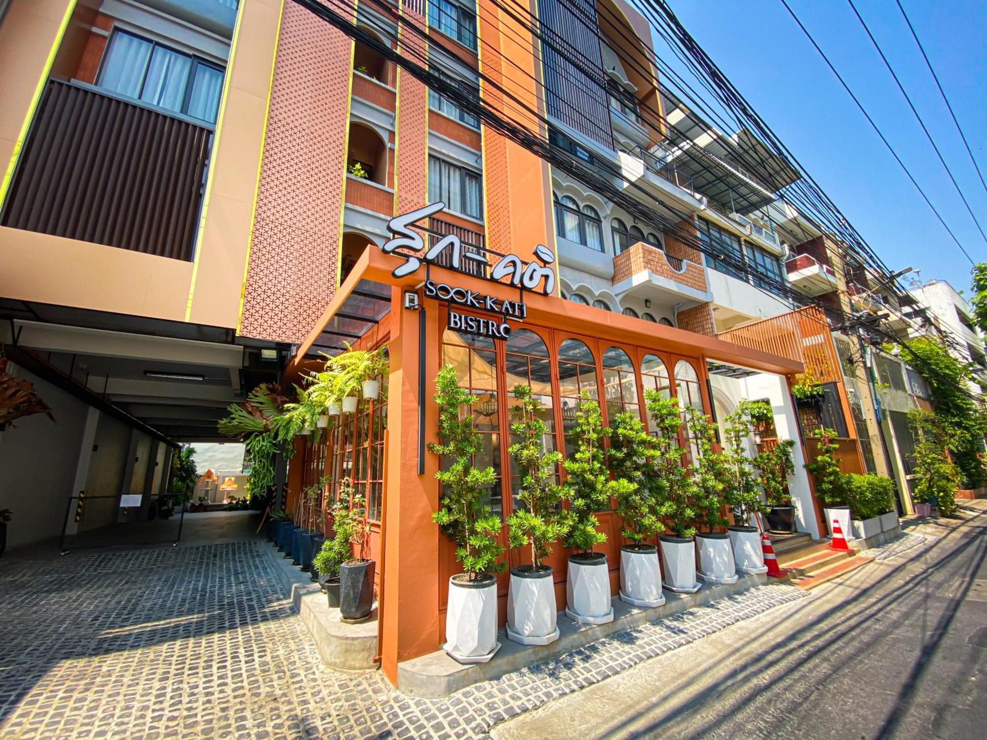So Zen Hotel Silom Bangkok Exteriör bild